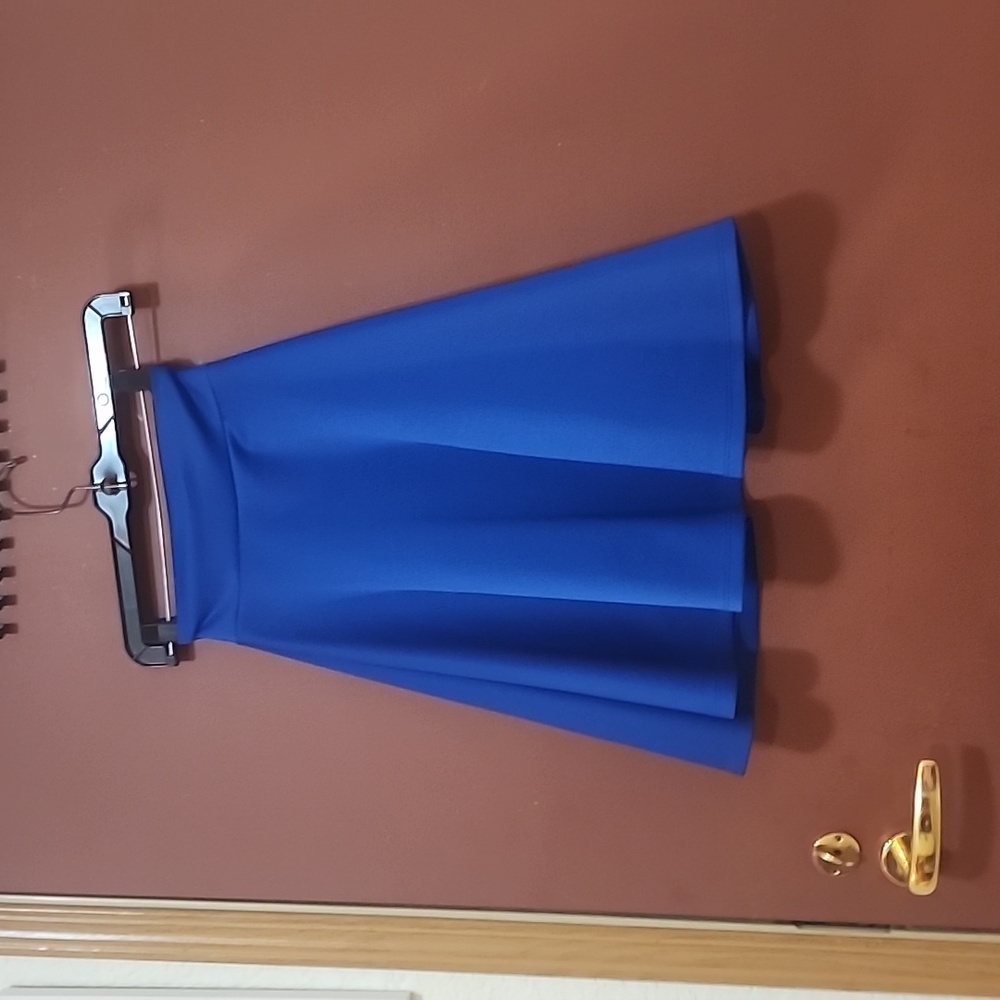 Skirt - Picture 10 of 12
